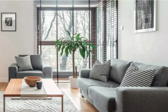 découvrez notre boutique solaire à agde, spécialisée dans les solutions d'énergie renouvelable. profitez de panneaux solaires, d'équipements écologiques et de conseils d'experts pour une transition énergétique réussie. économisez sur vos factures et adoptez un mode de vie durable dès aujourd'hui !