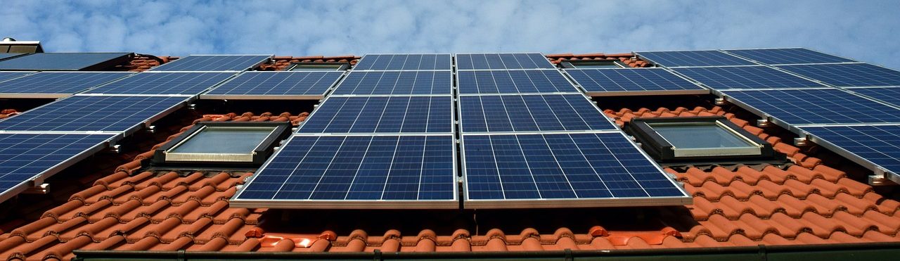 découvrez tout ce que vous devez savoir sur le crédit d'impôt pour les panneaux solaires en 2025. profitez des avantages fiscaux et des aides disponibles pour investir dans une énergie renouvelable et réduire vos factures d'électricité.