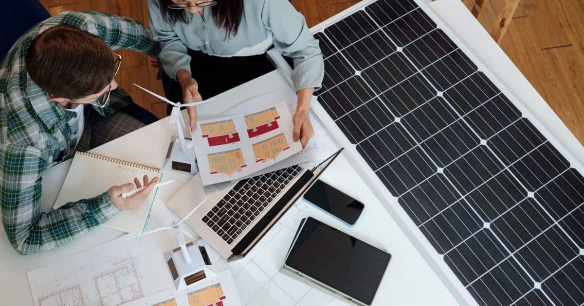 découvrez comment effectuer la déclaration de vos panneaux photovoltaïques en toute simplicité. suivez nos conseils et guides pratiques pour respecter les obligations légales et maximiser vos avantages fiscaux.