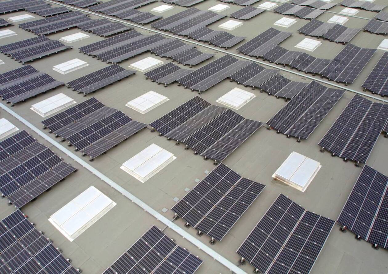 découvrez les solutions photovoltaïques proposées par edf pour profiter d'une énergie solaire propre et renouvelable. optimisez votre consommation d'électricité tout en réduisant votre empreinte carbone grâce à des panneaux solaires de haute qualité, installés par des experts.