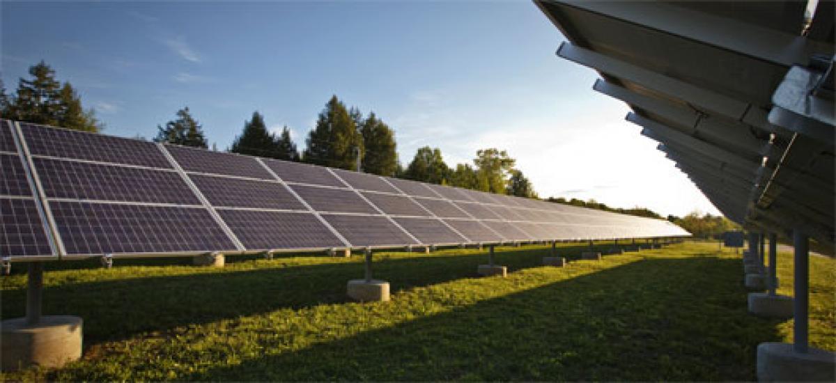 découvrez les avantages de l'énergie solaire pour un avenir durable. apprenez comment les panneaux solaires transforment la lumière du soleil en électricité, réduisant vos factures et votre empreinte carbone.