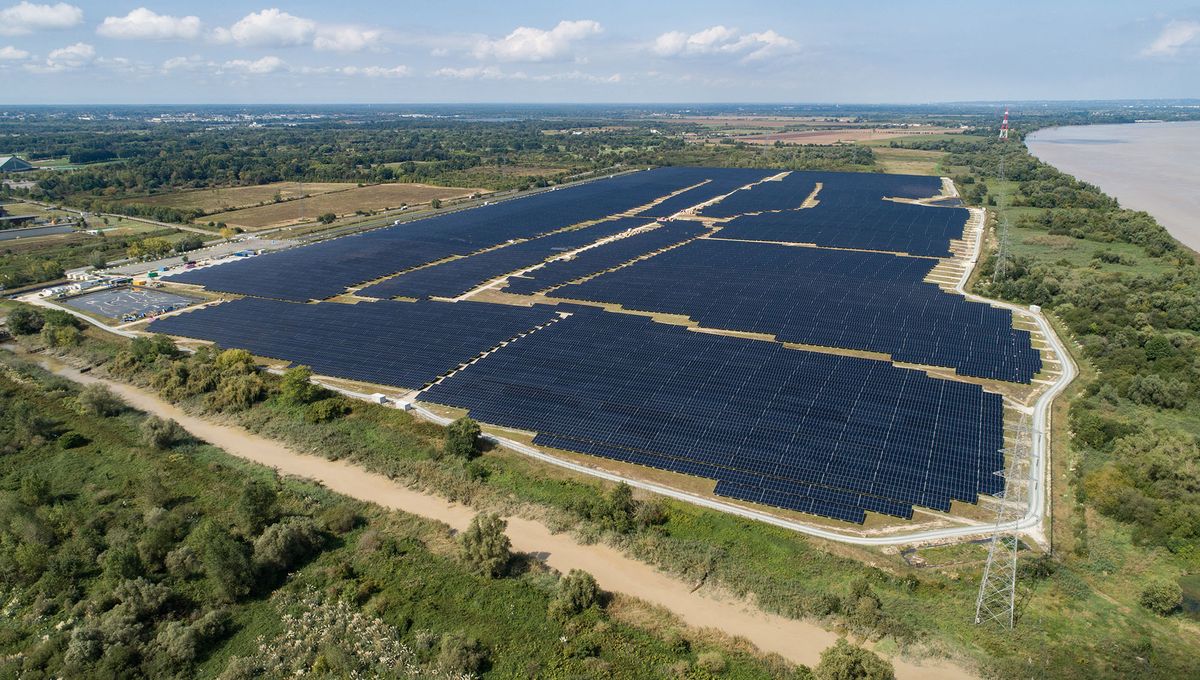 découvrez l'énergie solaire en france : un guide complet sur les avantages, les technologies, et les solutions d'installation pour profiter d'une énergie renouvelable et durable. informez-vous sur les subventions et les initiatives écologiques qui font briller le soleil sur votre foyer.
