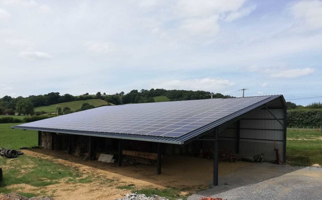 découvrez les avantages d'un hangar photovoltaïque, une solution innovante et durable pour produire de l'énergie solaire tout en protégeant vos biens. optimisez votre espace tout en contribuant à la transition énergétique.