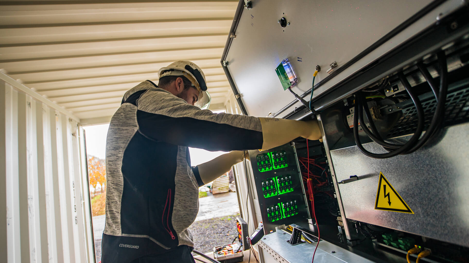 découvrez nos services de maintenance photovoltaïque pour garantir la performance et la durabilité de vos installations solaires. profitez d'un suivi expert et de solutions adaptées, tout en maximisant votre production d'énergie renouvelable.