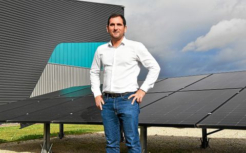 découvrez notre nouveau partenaire émeraude solaire, spécialisé dans l'énergie solaire. bénéficiez de solutions innovantes et durables pour votre projet énergétique et contribuez à une planète plus verte grâce à notre collaboration.