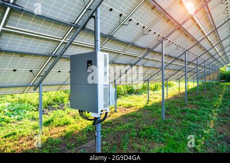 découvrez notre sélection de panneaux solaires verrière, alliant esthétique et performance énergétique. optimisez l'éclairage naturel de votre espace tout en réduisant votre empreinte carbone avec ces solutions innovantes et durables.