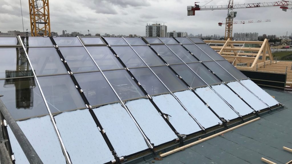 découvrez comment les panneaux solaires verrière allient design et efficacité énergétique, en transformant la lumière naturelle en électricité tout en embellissant vos espaces de vie.