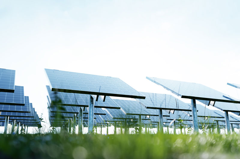 découvrez comment les panneaux solaires peuvent optimiser votre efficacité énergétique. apprenez les avantages d'une installation solaire, réduisez vos factures d'électricité et contribuez à la transition énergétique tout en préservant l'environnement.