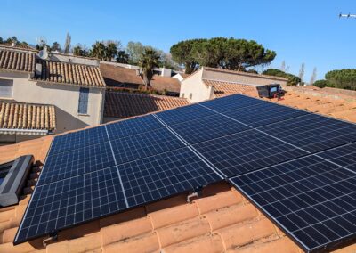 découvrez les solutions photovoltaïques innovantes de la région 34. transformez les rayons du soleil en énergie renouvelable et assurez votre indépendance énergétique tout en contribuant à la protection de l'environnement. profitez des avantages fiscaux et des aides disponibles pour optimiser votre investissement.