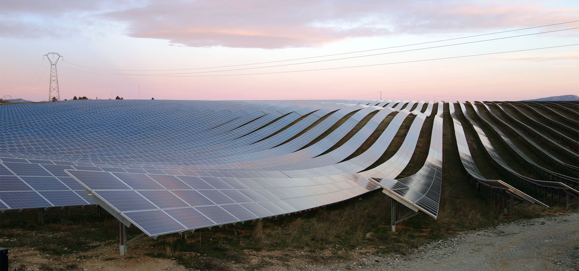 découvrez les solutions photovoltaïques en corse pour produire votre propre énergie renouvelable. profitez du soleil corse tout en réduisant vos factures d'électricité et votre empreinte carbone.
