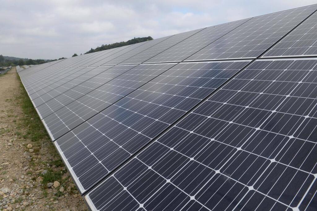 découvrez les solutions photovoltaïques en vendée : production d'énergie solaire, aides financières, installation et avantages écologiques. optez pour une énergie renouvelable et faites baisser vos factures dès aujourd'hui !