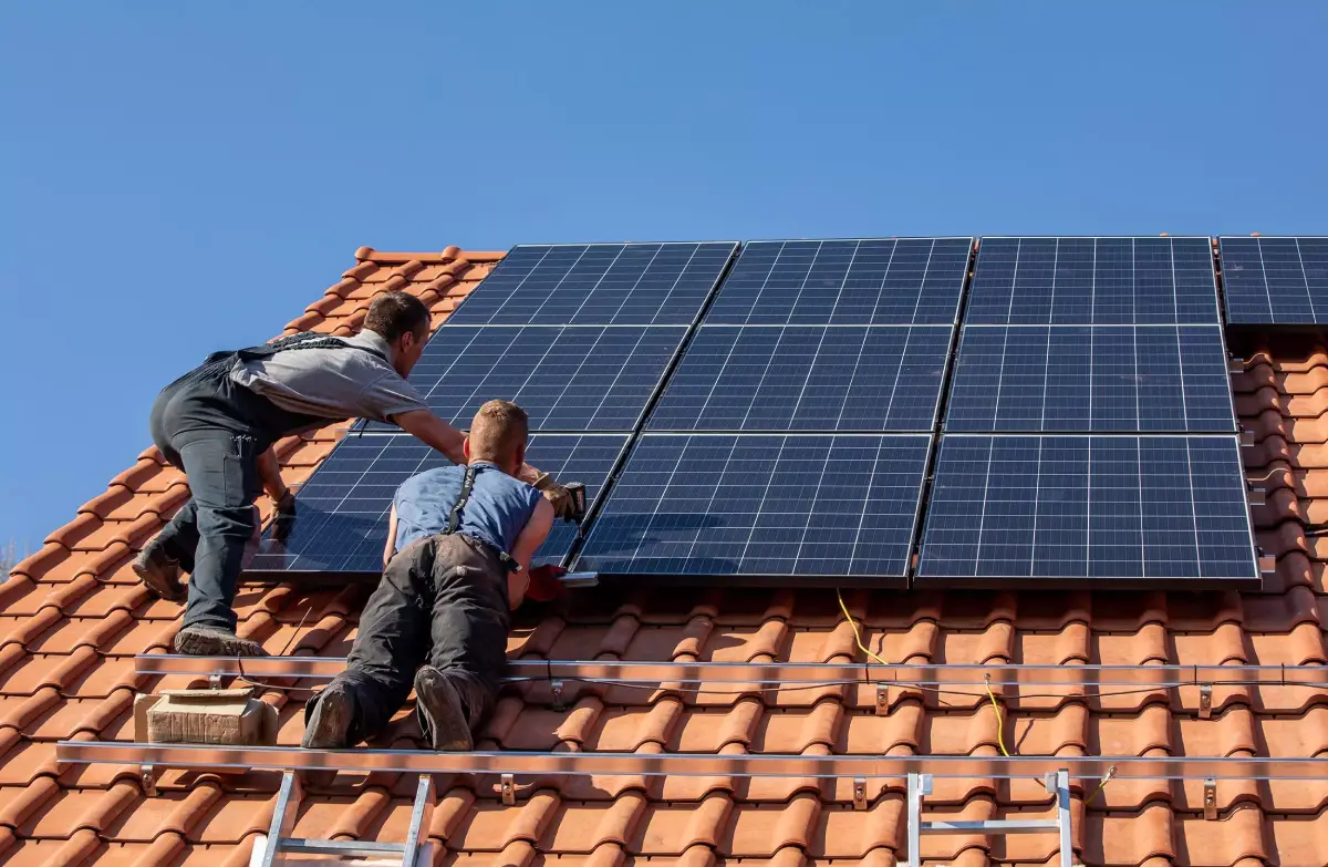 découvrez la prime d'autoconsommation, une aide financière pour encourager l'installation de panneaux solaires. profitez d'avantages économiques tout en contribuant à la transition énergétique et à la réduction de votre facture d'électricité.