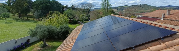 découvrez les prix de rachat de l'électricité produite par vos panneaux solaires en 2025. informez-vous sur les tarifs, les aides disponibles et les tendances du marché pour maximiser votre investissement énergétique.