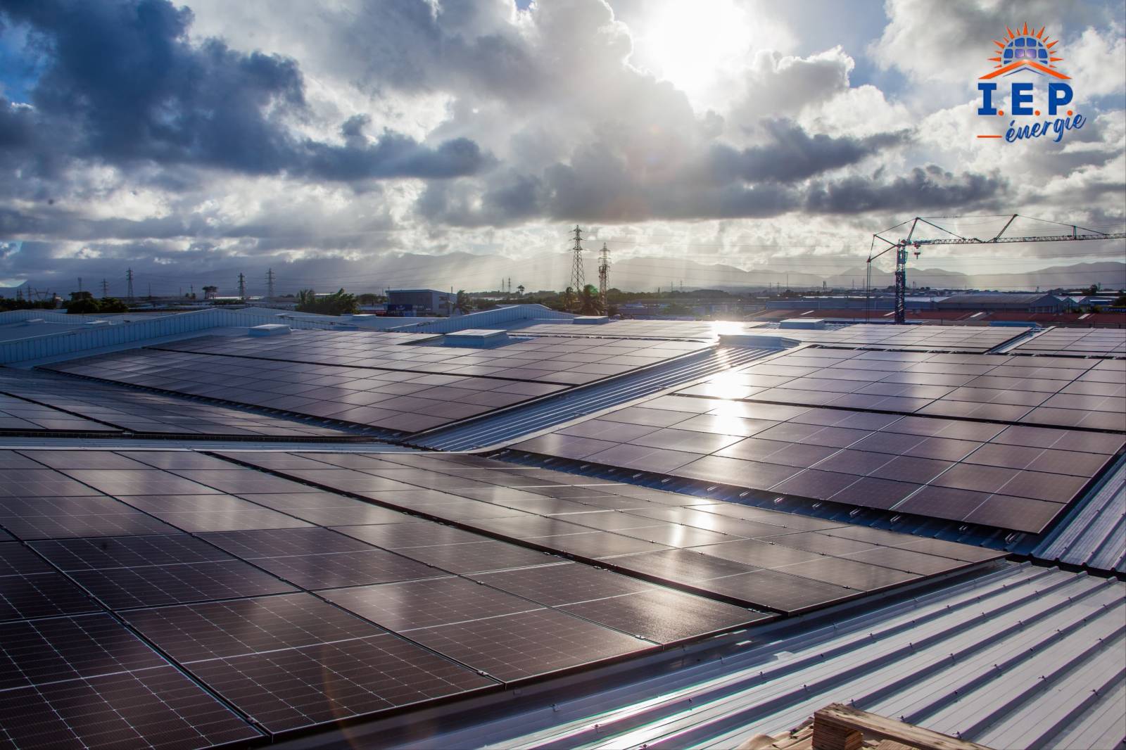 découvrez les actualités, les enjeux et les projets de la région provence-alpes-côte d'azur (paca) à travers notre plateforme dédiée. restez informé des initiatives locales et des débats autour des politiques publiques en paca.