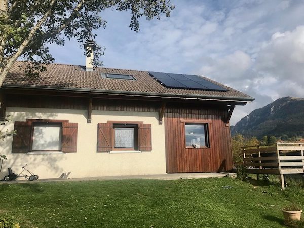 découvrez pv savoie, votre partenaire idéal pour des solutions énergétiques innovantes en savoie. profitez de services d'excellence pour l'installation de panneaux photovoltaïques, l'optimisation de votre consommation d'énergie et des conseils personnalisés pour un avenir durable.