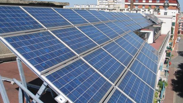 découvrez l'importance du recyclage photovoltaïque pour un avenir durable. apprenez comment les panneaux solaires en fin de vie peuvent être valorisés et réintégrés dans le cycle économique, contribuant ainsi à la protection de l'environnement tout en soutenant les énergies renouvelables.