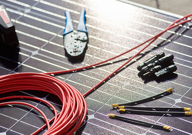 découvrez nos services de réparation de panneaux photovoltaïques. profitez d'une intervention rapide et efficace pour remettre vos installations en parfait état de fonctionnement. sollicitez nos experts pour un diagnostic complet et des solutions adaptées à vos besoins.