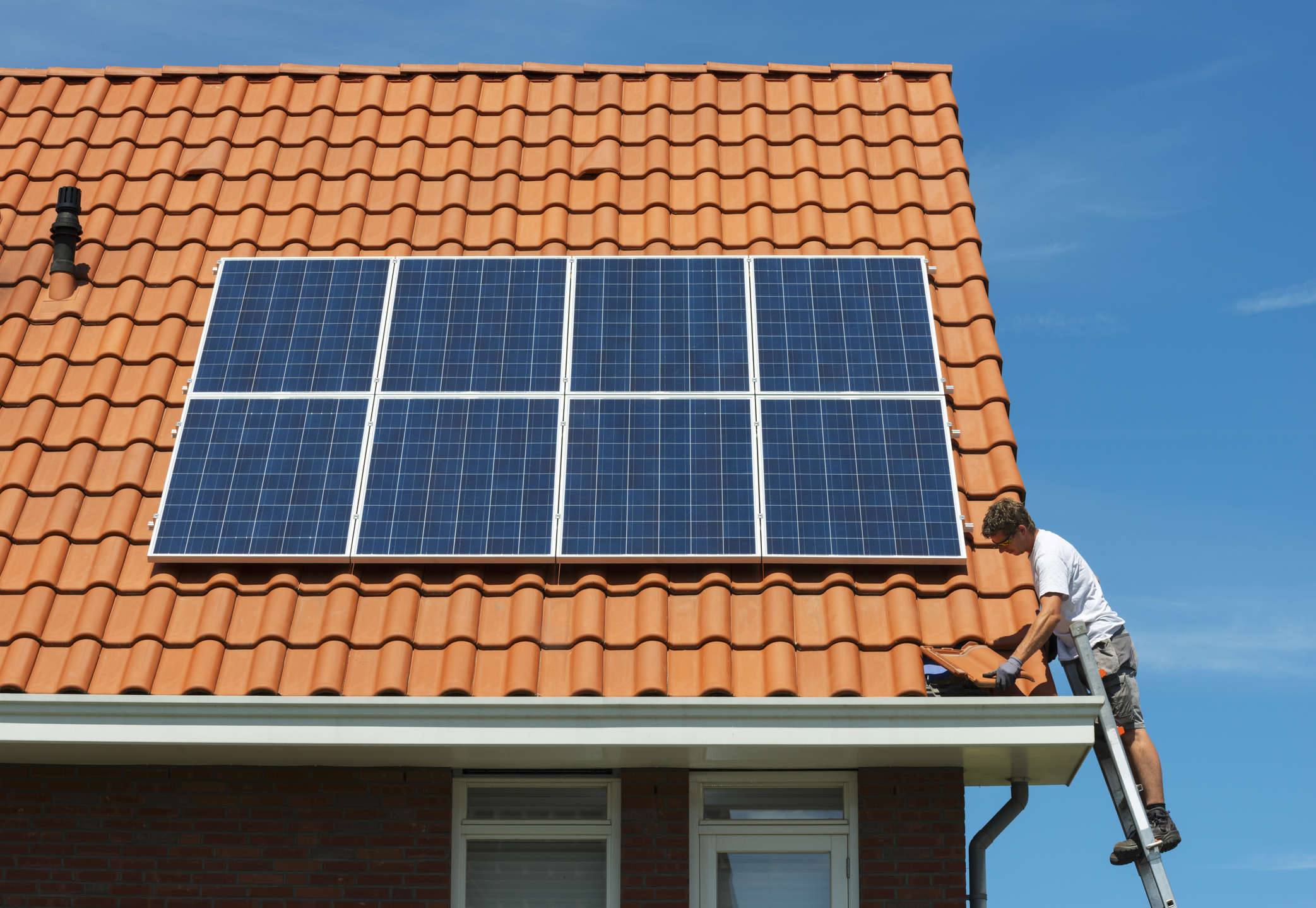 découvrez les avantages et les inconvénients des panneaux photovoltaïques. informez-vous sur les bénéfices environnementaux, les économies d'énergie et les coûts d'installation, ainsi que sur les défis potentiels liés à l'entretien et à l'efficacité. prenez une décision éclairée pour votre projet d'énergie solaire.