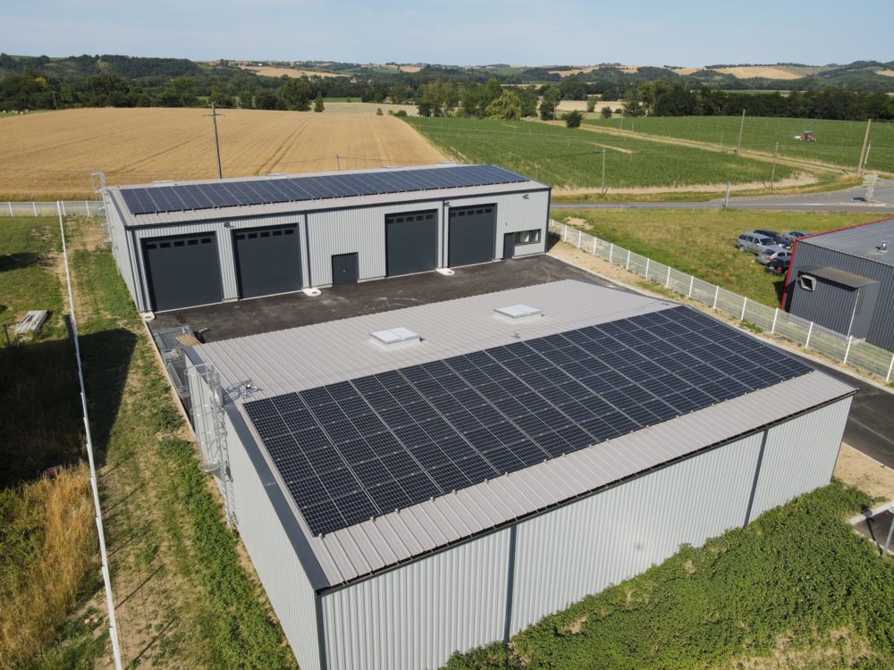 découvrez les avantages des systèmes photovoltaïques pour les entreprises : réduction des coûts énergétiques, enjeux environnementaux, amélioration de l'image de marque et indépendance énergétique. adoptez une solution durable et rentabilisez votre investissement dès aujourd'hui.