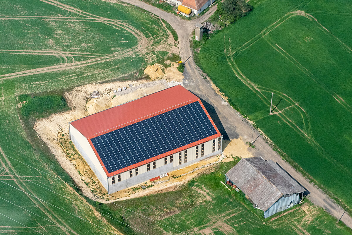 découvrez les avantages des bâtiments photovoltaïques, une solution écologique et innovante pour produire de l'énergie renouvelable. optimisez votre consommation tout en contribuant à la protection de l'environnement grâce à des infrastructures adaptées aux besoins énergétiques d'aujourd'hui.