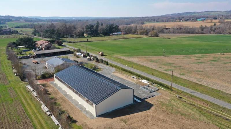 découvrez comment obtenir un bâtiment photovoltaïque gratuit pour votre projet. profitez des avantages de l'énergie solaire sans investissement initial et réduisez vos factures d'électricité tout en contribuant à la protection de l'environnement.