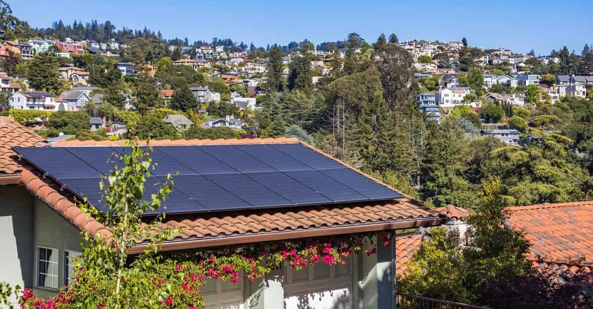 découvrez comment un bâtiment photovoltaïque rentable peut transformer votre consommation d'énergie et générer des économies substantielles. explorez les avantages fiscaux, l'impact environnemental positif et les solutions innovantes pour maximiser votre investissement durable.