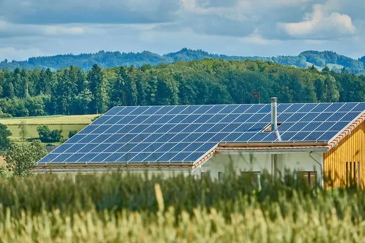 découvrez les avantages des bâtiments photovoltaïques subventionnés : réduisez vos factures d'énergie tout en minimisant votre empreinte carbone grâce à des solutions durables et des aides financières. informez-vous sur les opportunités disponibles pour investir dans un avenir énergétique propre.