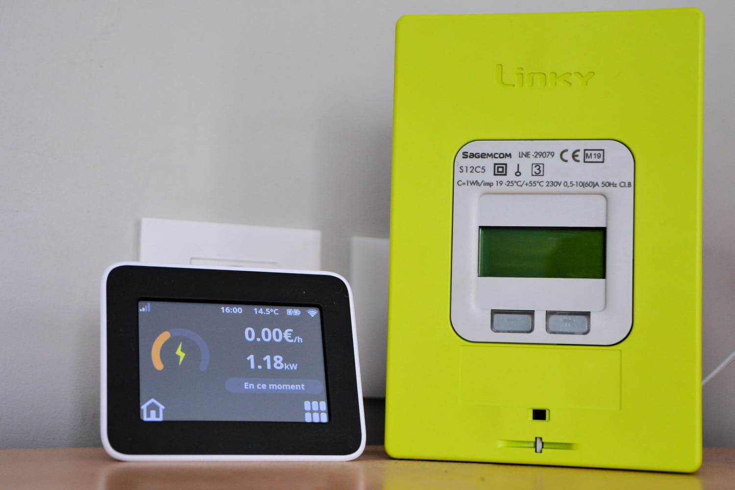découvrez le compteur linky, un nouvel appareil de mesure d'électricité qui facilite la gestion de votre consommation énergétique. informez-vous sur ses avantages, son installation et son impact sur votre facturation.