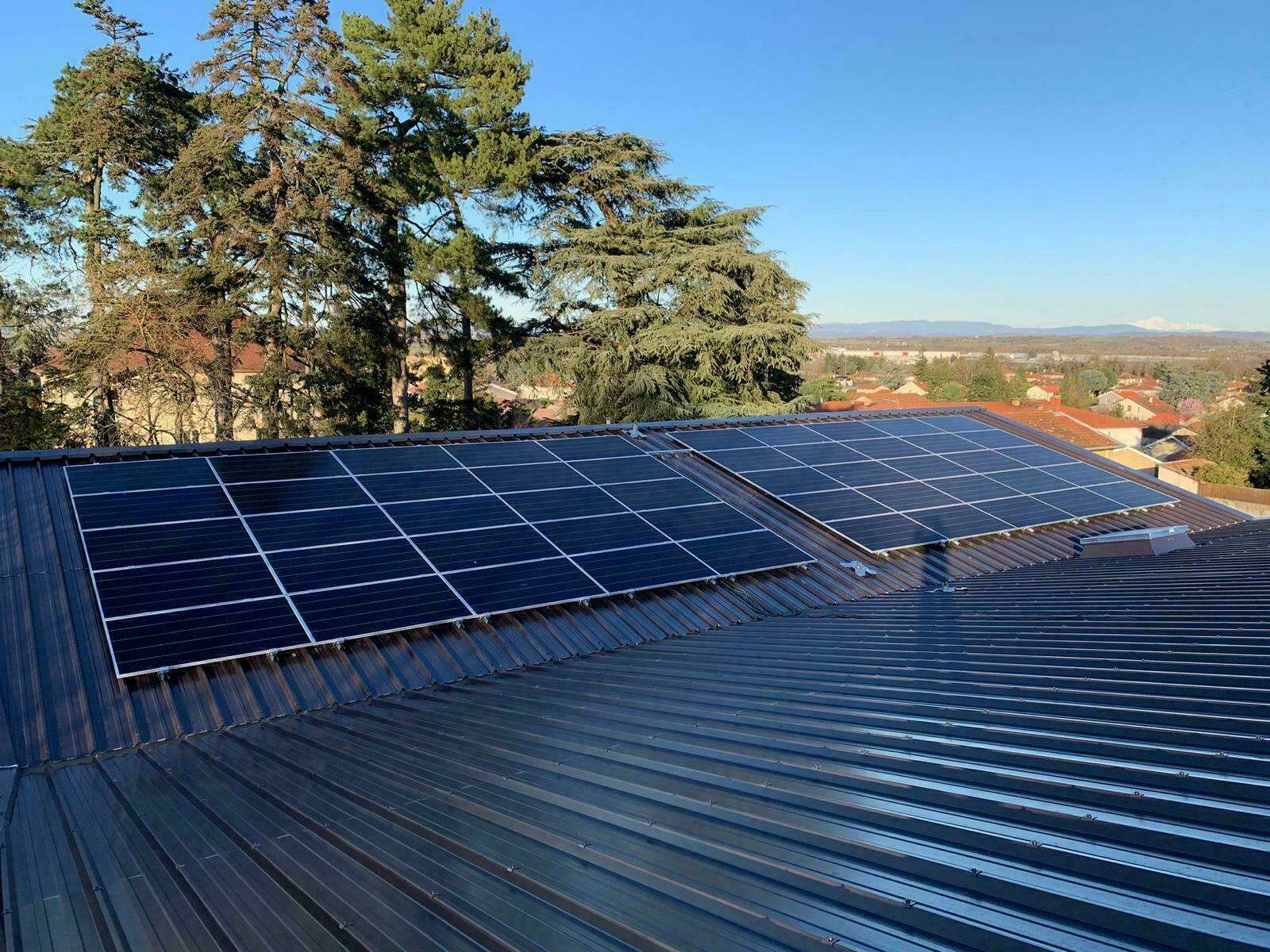 découvrez notre étude photovoltaïque à lyon, une analyse complète des opportunités et des avantages de l'énergie solaire dans la région. optimisez votre consommation d'énergie tout en contribuant à la transition énergétique.