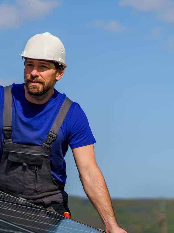 découvrez notre expertise en photovoltaïque : des solutions sur mesure pour optimiser votre production d'énergie solaire, réduire vos factures d'électricité et contribuer à un avenir durable. faites confiance à nos experts pour vous accompagner dans votre transition énergétique.