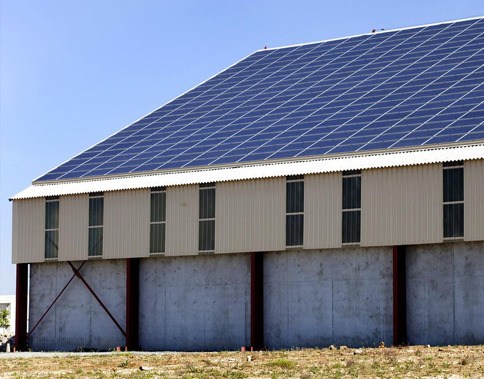 découvrez les avantages d'un hangar photovoltaïque : une solution innovante pour produire de l'énergie solaire tout en optimisant l'espace. idéal pour les agriculteurs et les entreprises, ce système allie durabilité et rentabilité, tout en contribuant à la transition énergétique.