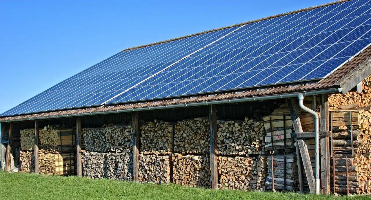 découvrez les avantages d'un hangar photovoltaïque : une solution innovante alliant espace de stockage et production d'énergie renouvelable. optimisez vos ressources tout en contribuant à la transition énergétique grâce à des installations solaires performantes sur vos bâtiments.