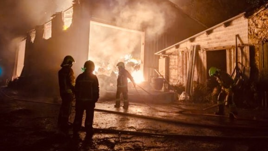 découvrez les causes, les risques et les solutions face aux incendies liés aux installations photovoltaïques. informez-vous sur les mesures de sécurité et les bonnes pratiques pour protéger votre système solaire.