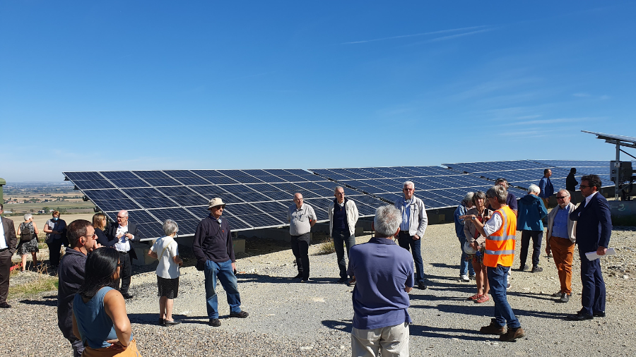 découvrez des opportunités d'investissement dans le secteur des panneaux photovoltaïques (pv) et optimisez votre portefeuille. explorez les tendances du marché, les avantages financiers et les projets innovants qui façonnent l'avenir de l'énergie solaire.