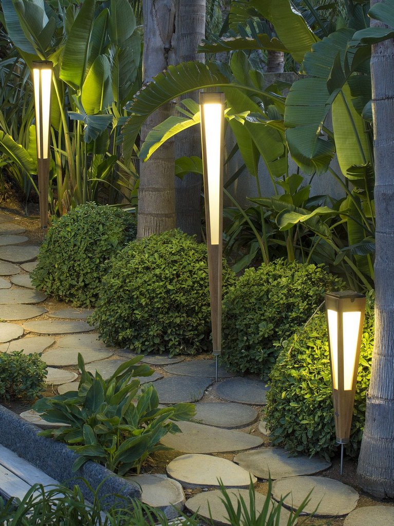 découvrez comment aménager un jardin solaire éco-responsable, alliant esthétique et durabilité. transformez votre espace extérieur en un havre de paix grâce à des plantes adaptées au soleil et à des solutions d'énergie solaire.