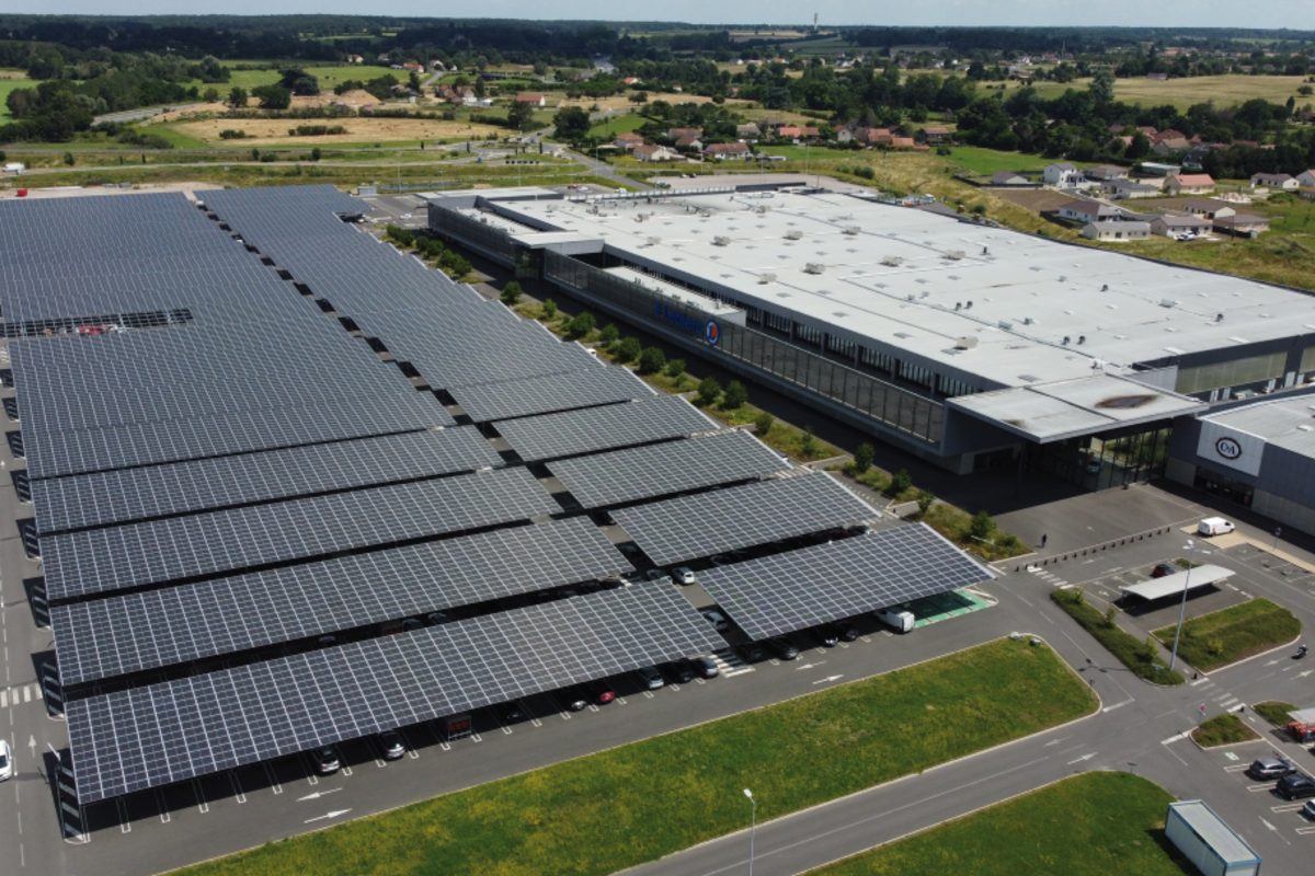 découvrez les leaders du photovoltaïque en france : entreprises innovantes et solutions durables pour une énergie solaire accessible à tous. informez-vous sur les technologies de pointe et les projets d'avenir en matière d'énergie renouvelable.