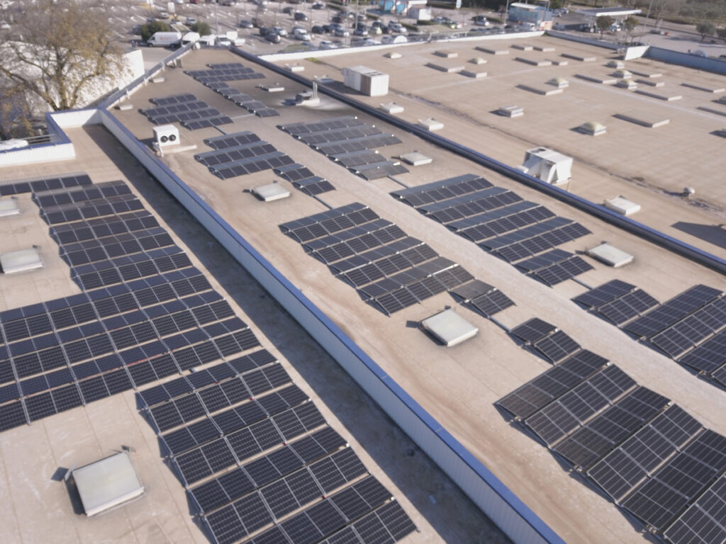 découvrez nos solutions de location photovoltaïque adaptées à vos besoins énergétiques. profitez d'une énergie renouvelable solidaire tout en réduisant vos factures d'électricité. optez pour un avenir durable avec notre offre flexible et avantageuse.