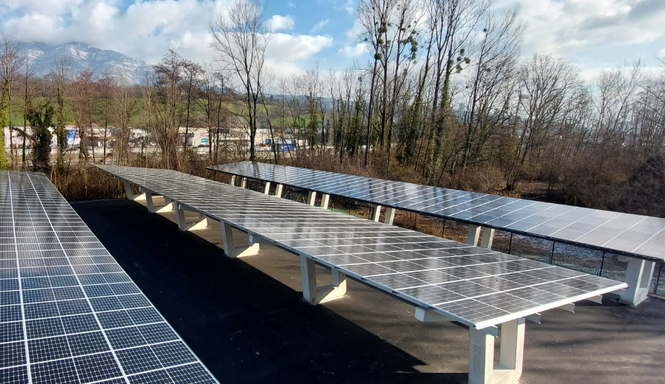 découvrez les ombrières photovoltaïques, une solution innovante alliant protection solaire et production d'énergie renouvelable. idéales pour les parkings et espaces extérieurs, elles permettent de réduire votre empreinte carbone tout en optimisant l'utilisation des surfaces disponibles.