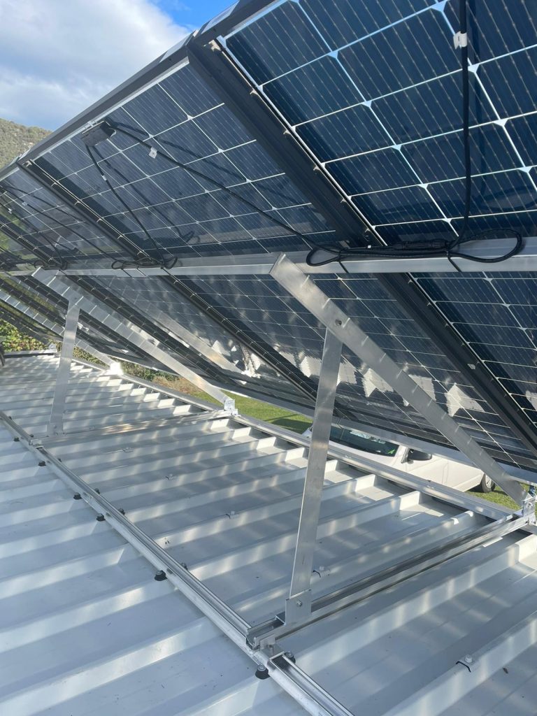découvrez les avantages des panneaux photovoltaïques à aix : économisez sur votre facture d'électricité, contribuez à la protection de l'environnement et valorisez votre propriété grâce à une énergie renouvelable et durable.