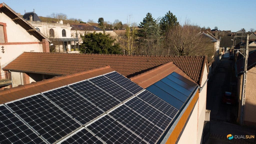 découvrez les meilleures solutions de panneaux photovoltaïques à reims pour optimiser votre consommation d'énergie et réduire votre empreinte carbone. installation, conseils et accompagnement personnalisé pour votre projet solaire.