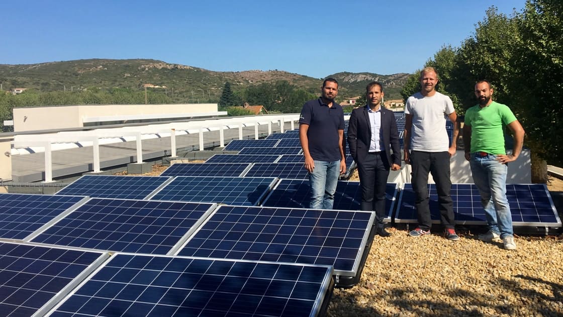 découvrez les solutions éco-énergétiques à aix-en-provence avec nos panneaux solaires performants. profitez de l'énergie renouvelable, réduisez votre facture d'électricité et participez à la protection de l'environnement grâce à nos installations de panneaux solaires sur mesure.