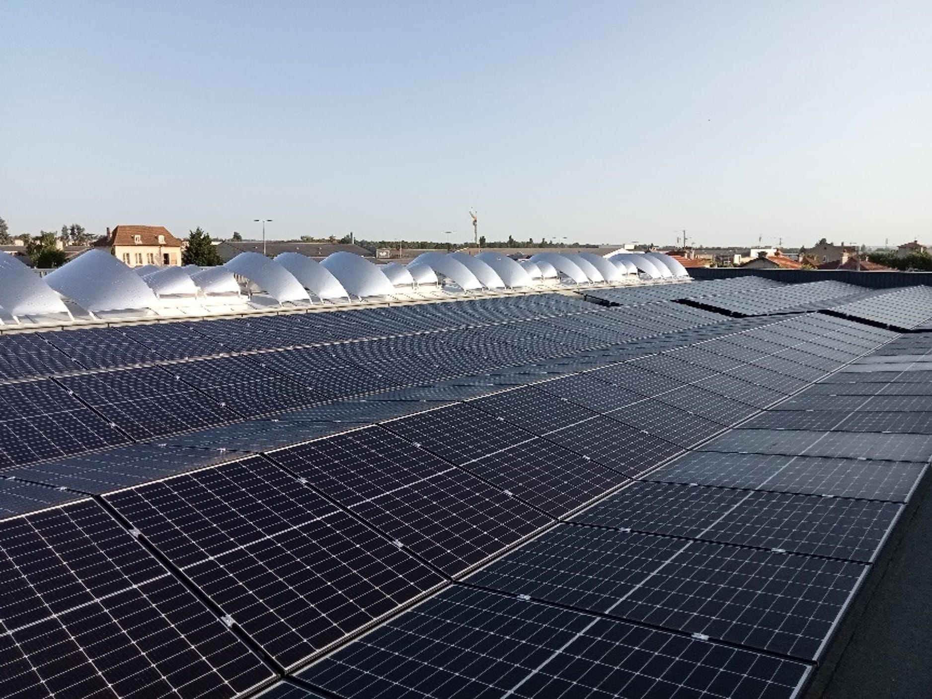 découvrez les meilleures solutions de panneaux solaires à roanne. optimisez votre consommation d'énergie et faites des économies tout en respectant l'environnement grâce à nos installations de qualité.