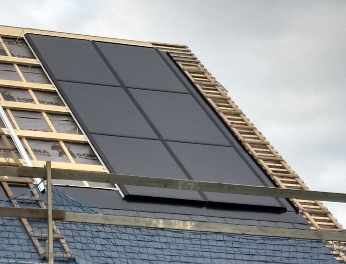 découvrez nos solutions de panneaux photovoltaïques à nantes pour une énergie verte et durable. profitez d'une installation sur mesure, d'économies sur vos factures d'électricité et d'un engagement écologique. contactez-nous dès aujourd'hui pour une estimation gratuite.