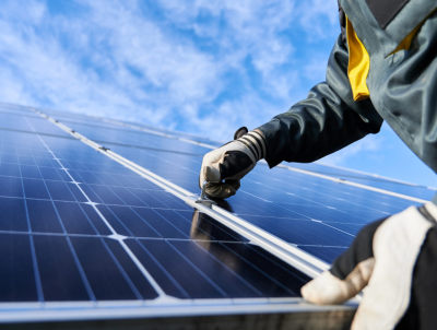 découvrez nos solutions de panneaux photovoltaïques à nantes pour une énergie renouvelable et économique. profitez d'une installation sur mesure et d'un accompagnement personnalisé pour réduire votre facture d'électricité et contribuer à la transition énergétique.