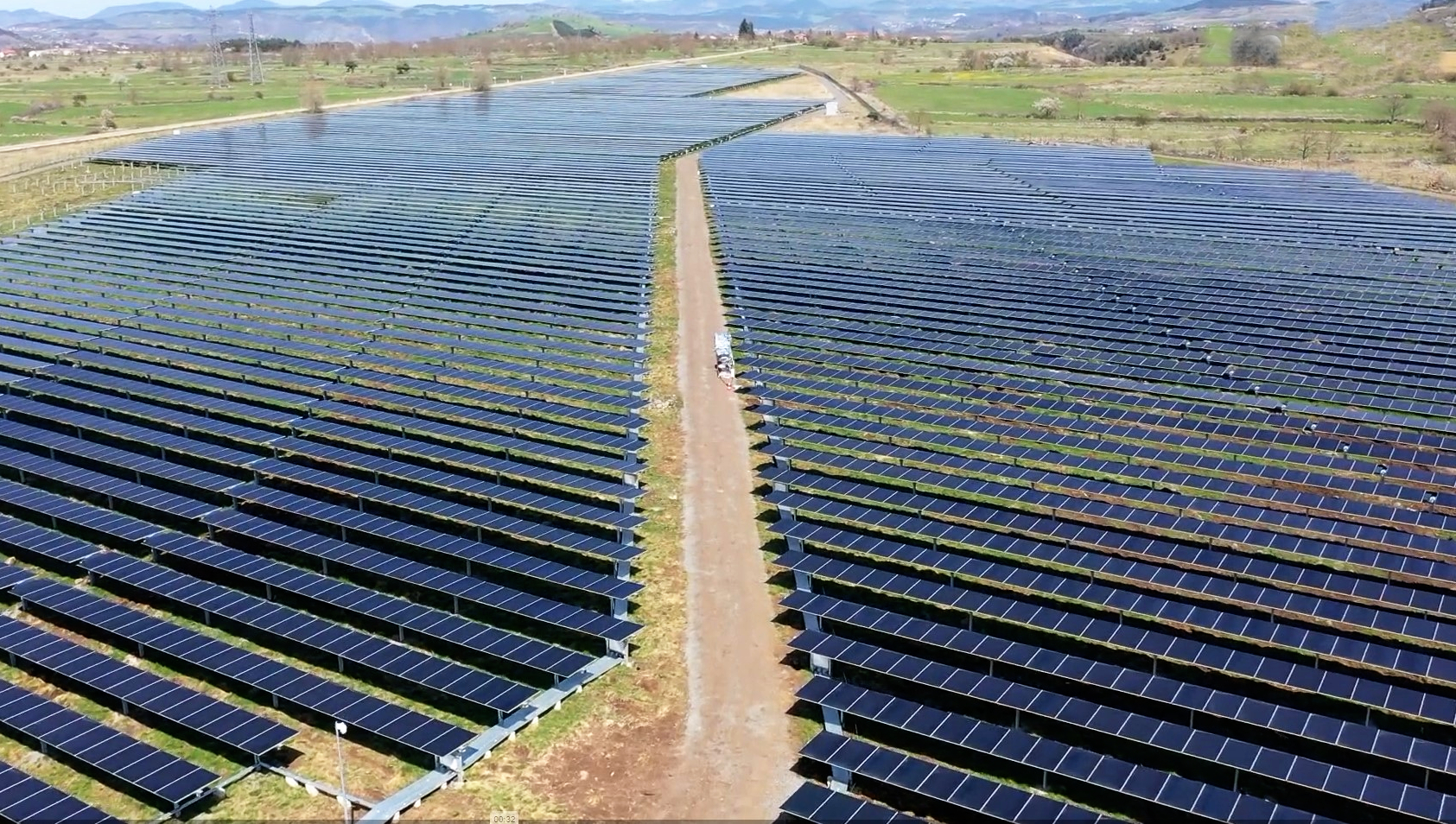 découvrez les meilleurs panneaux photovoltaïques à saint-étienne pour optimiser votre production d'énergie solaire. profitez d'une installation professionnelle et d'un accompagnement sur-mesure pour réduire vos factures d'électricité et contribuer à une énergie durable.