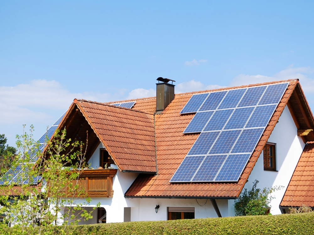 découvrez le potentiel des panneaux photovoltaïques pour transformer la lumière du soleil en énergie durable. informez-vous sur les avantages, l'installation et les économies d'énergie que peut offrir cette technologie innovante.