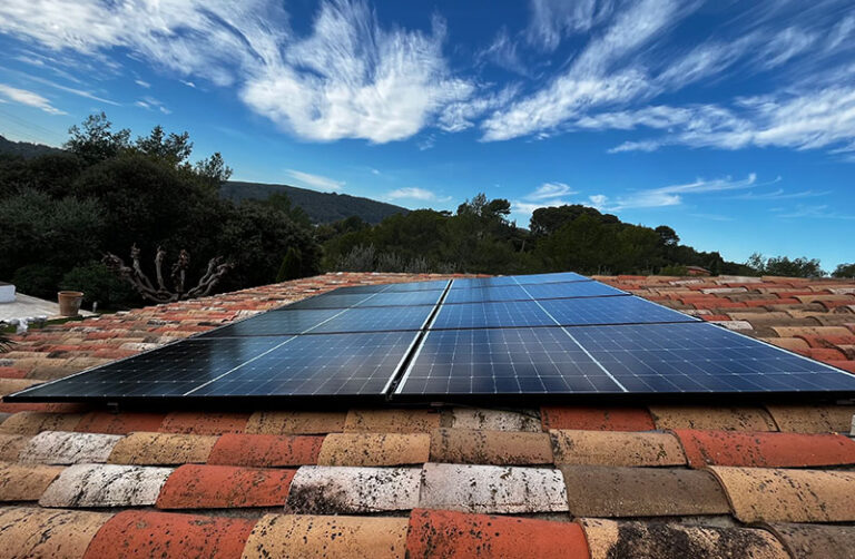 découvrez les solutions photovoltaïques dans le var (83) pour une énergie propre et renouvelable. profitez d'installations sur mesure et d'un accompagnement professionnel pour réduire votre facture d'électricité tout en préservant l'environnement.