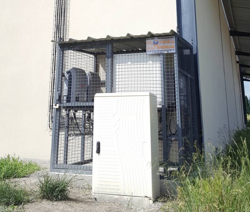 découvrez les solutions photovoltaïques à aix pour produire votre propre énergie renouvelable. profitez d'installations sur mesure, d'une expertise locale, et réduisez votre empreinte carbone tout en réalisant des économies sur votre facture d'électricité.