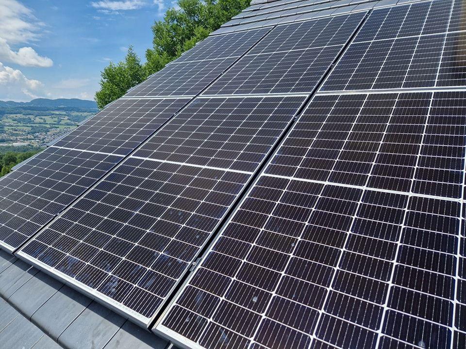 découvrez les solutions photovoltaïques à annecy pour une énergie renouvelable et durable. profitez de l'ensoleillement alpin et réduisez vos factures d'électricité grâce à des panneaux solaires adaptés à vos besoins.