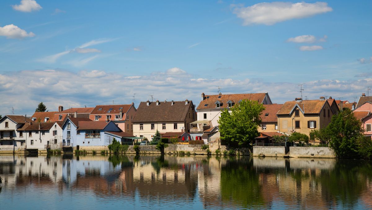 découvrez les solutions photovoltaïques à audincourt pour une énergie renouvelable et durable. profitez de l'expertise locale pour optimiser votre production d'électricité solaire et réduire vos factures d'énergie.